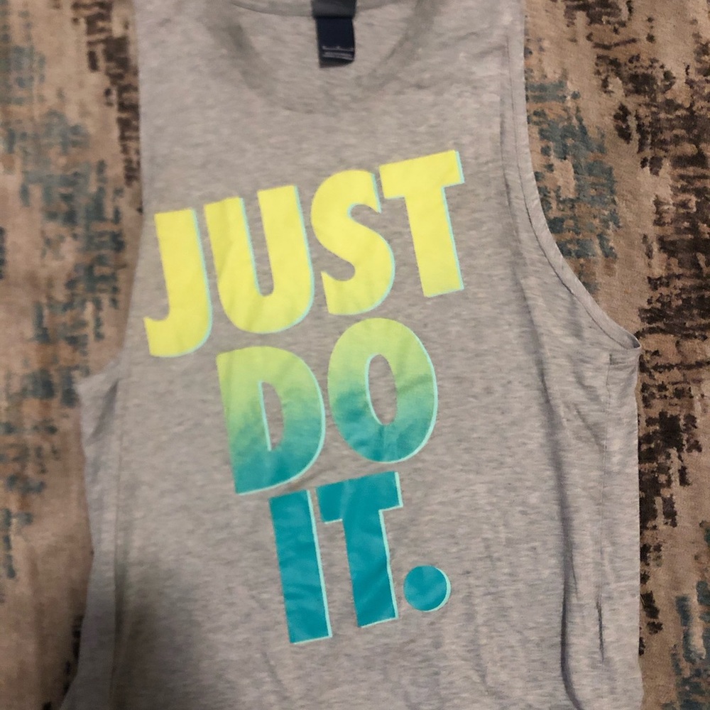 nike tank top